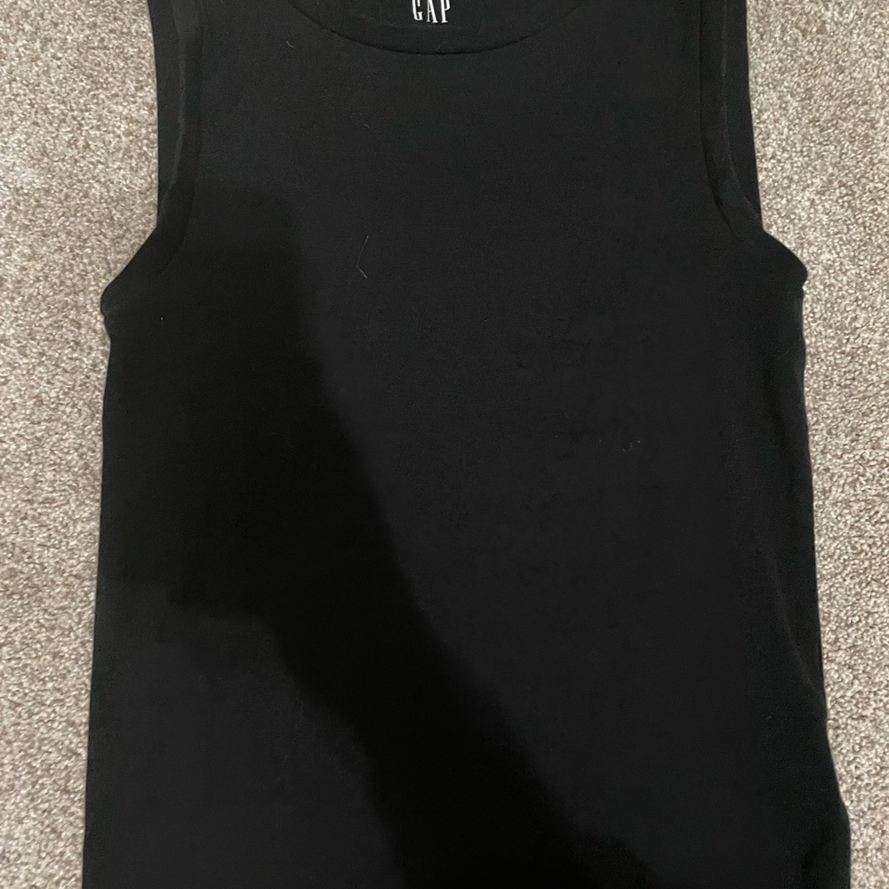 GAP Black Sleeveless Tank